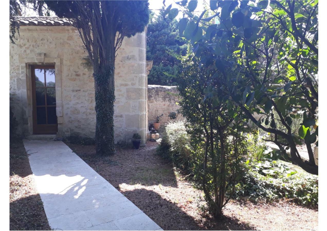 Villa Mas de la Chapelle Sainte-Elisabeth Tarascón Exterior foto